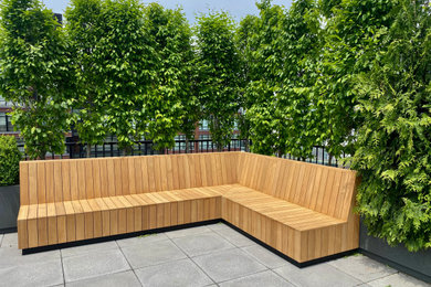 Minimalist rooftop rooftop privacy deck photo in New York