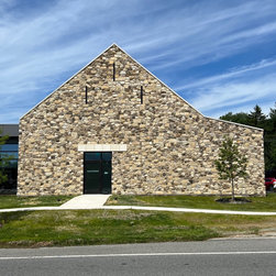 QuarryCut Stone - 50%Brown 50%Dark - Irregular 11 - Siding And Stone Veneer