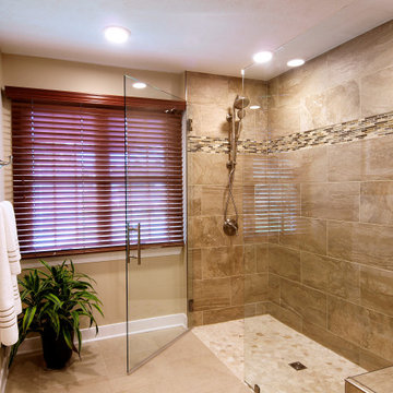 Large curbless shower