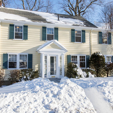 14 Saunders Terrace, Wellesley Hills, MA 02481