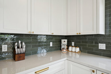 Kitchen photo in San Francisco