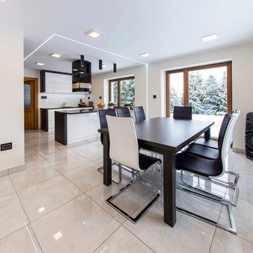 Modern Kitchen White High Gloss Cabinetry