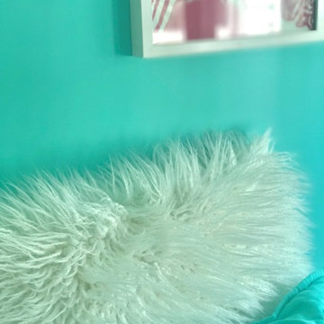 Modern Girls' Room