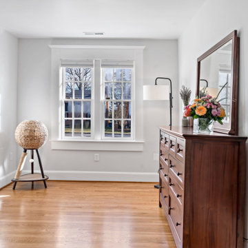 Two Story Alexandria Kitchen Provides Space and Coziness