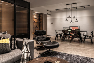 Example of an urban dining room design in Hong Kong