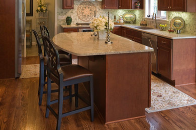 Inspiration for a timeless kitchen remodel in New York