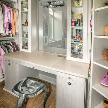 Vanity Table for Closets