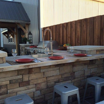 Outdoor Kitchen