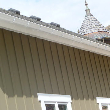 White Half Round Aluminum Rain Gutters