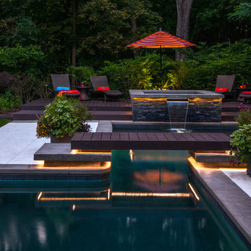 California Spa Retreat from a No-Tell Motel Pool