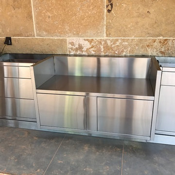 outdoor bbq grill area