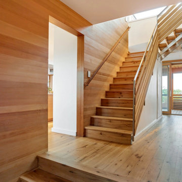 Character White Oak Plank Flooring, Entry & Staircase