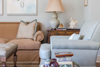 Inspiration for a living room remodel in New Orleans