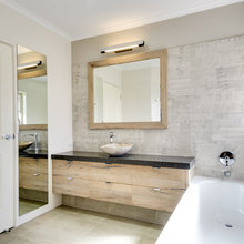 Camberwell main bathroom