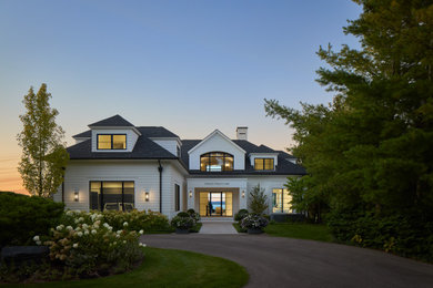 Inspiration for a transitional exterior home remodel in Detroit