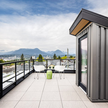 Triumph Residence