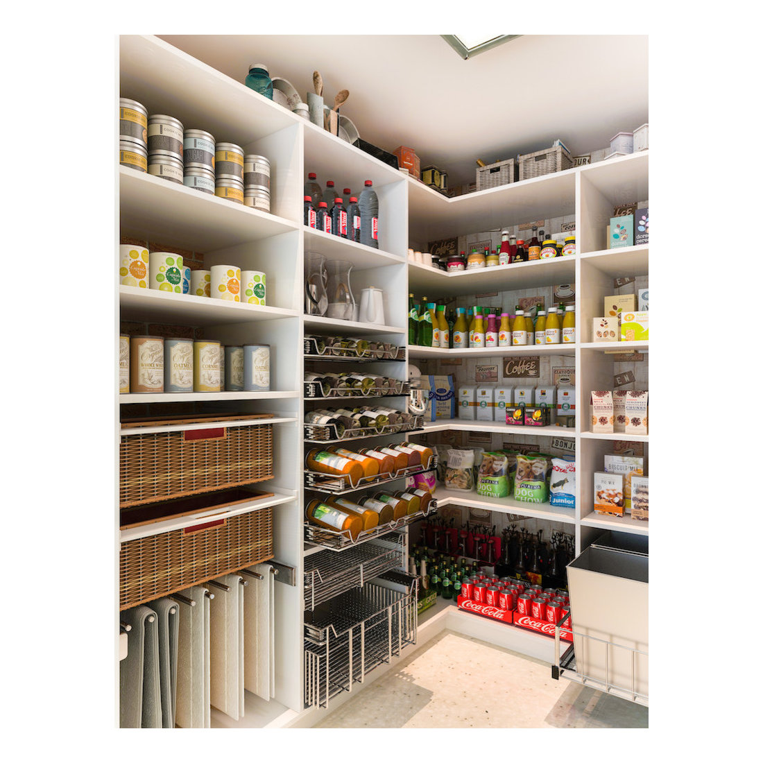 Walk-in Pantry