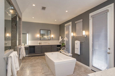 Bathroom - modern bathroom idea in Phoenix