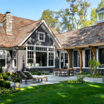Suburban Chicago Estate