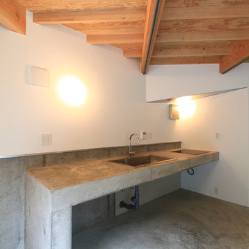 Box House