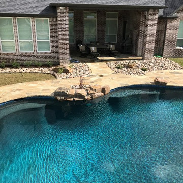 Parker - Native Texas Pool