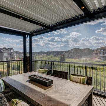 Enclosed StruXure Pergola and Lower Walkout with Phantom Motorized Screens