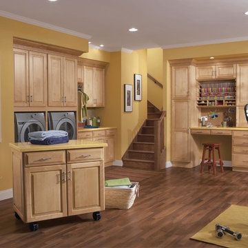 Merillat Masterpiece® Fairlane in Birch Natural
