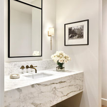 93 KGT Powder Room