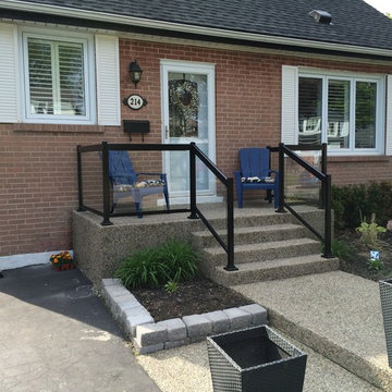 Aluminum and Glass Porch Railings - 109