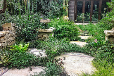 Design ideas for a small landscaping in Los Angeles.