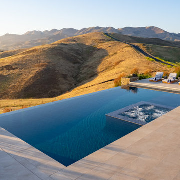 Modern Spanish Getaway