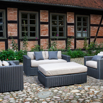 Toja Patio Furniture - Yorkville Love Seat Set - House