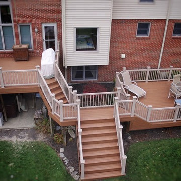 Multilevel deck
