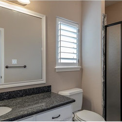 800 Bethpage Ct - Products