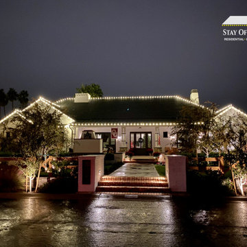Christmas Light Installation by Stay Off The Roof!