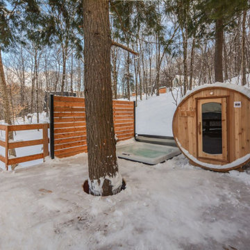 Mini Antarctica Pod by Lofty Pods