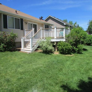 Deck with Azek decking and railing