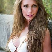 Kristen Taylor's photo