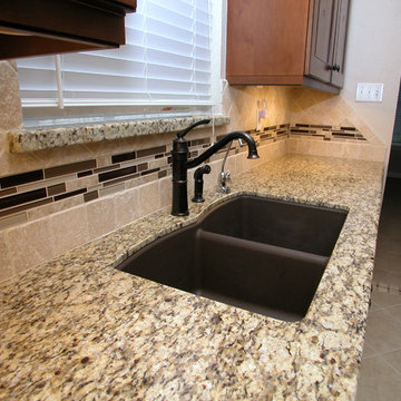 Knotty Alder in Country Side Subdivision (League City, TX)