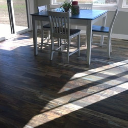 Laminate Flooring - Laminate Flooring