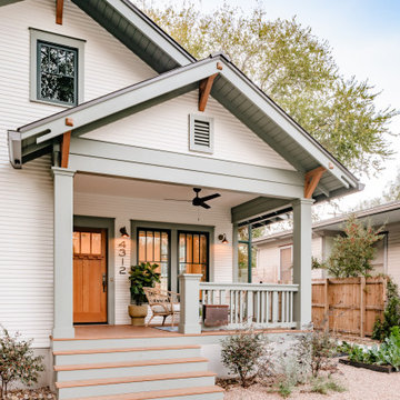 MARATHON FRONT PORCH