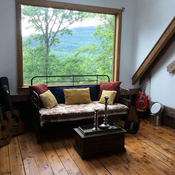 Woodstock Musician Vacant Staging