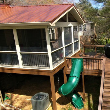 Deck and screened porch combination space in Hoover, AL