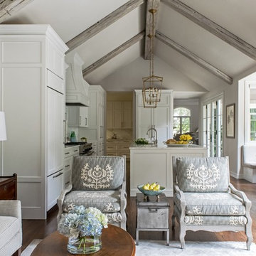 Terrell Hills White Kitchen