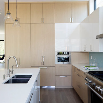 Organic Minimalist Interior in Riley Park
