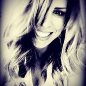 Sabrina Paiva's photo
