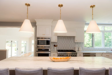 Kitchen - kitchen idea in Boston