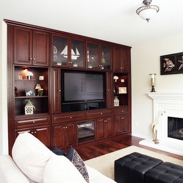 Entertainment Centers & Built-in Niches
