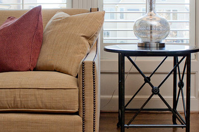 Inspiration for a timeless living room remodel in Kansas City