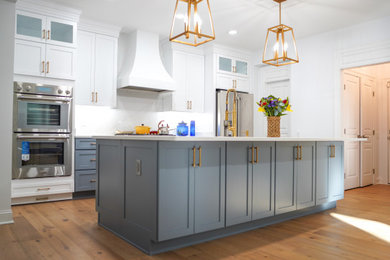 Beach style kitchen photo in DC Metro